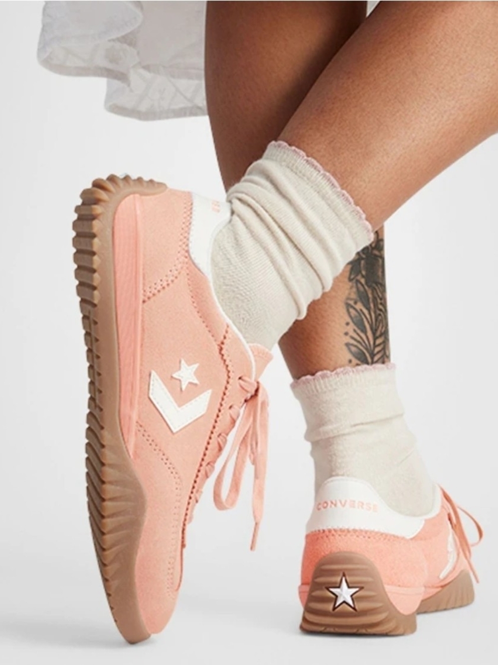 Converse Pink Run Star Low Trainers Size 9 NWOB
